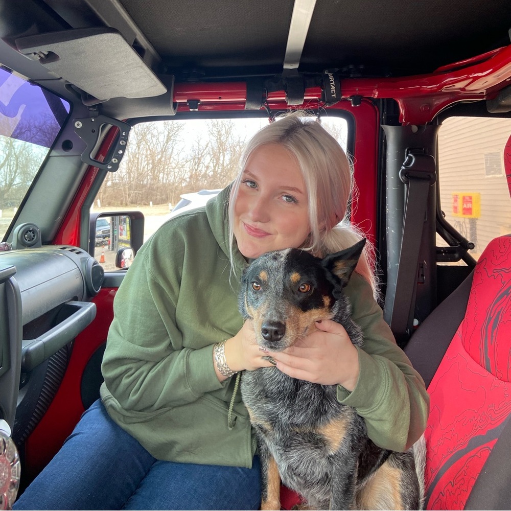 Meet your Posher, Kasey